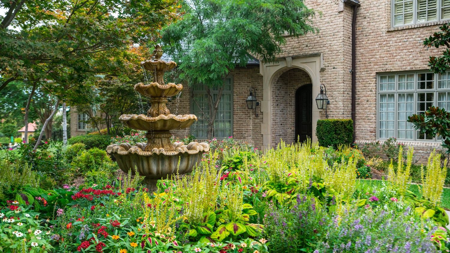 fountain-water-feature-plants-flowers-tree