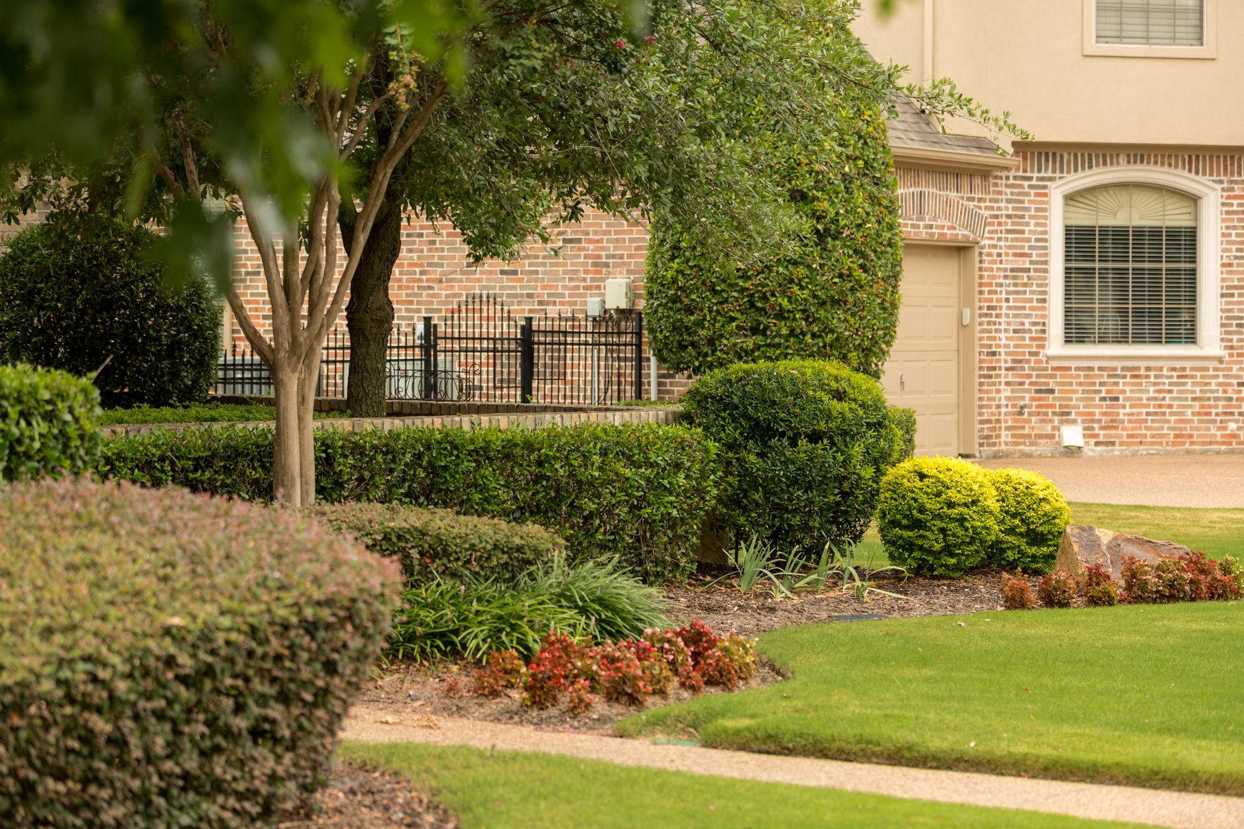 7 Tips to Reduce Your Landscaping Costs in North Texas